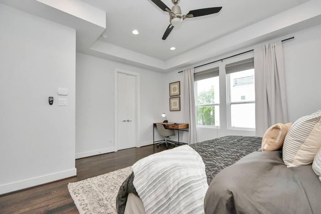 Casa Labella - Downtown Skyline Views - Sleeps 10 Houston Exterior foto