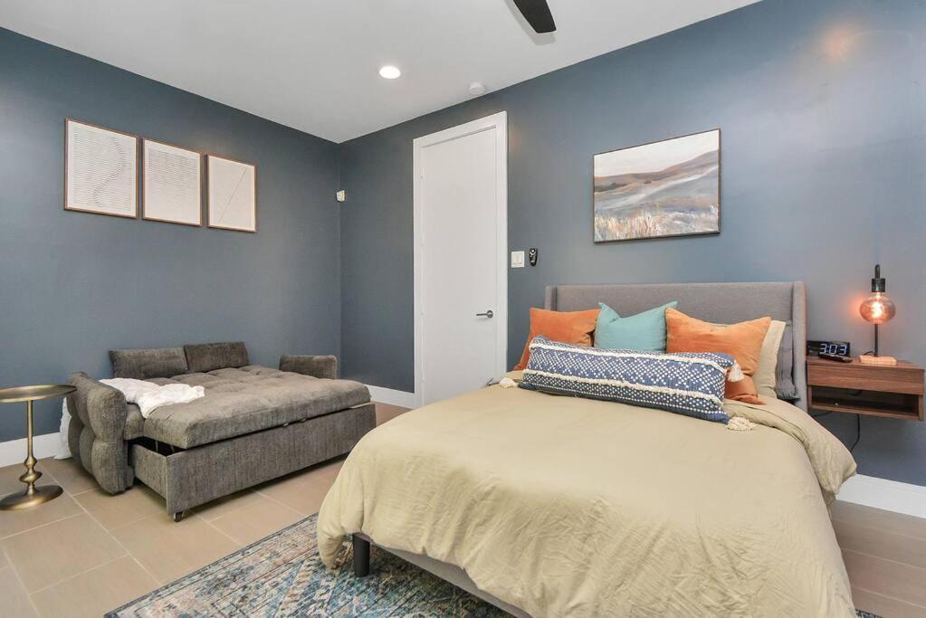 Casa Labella - Downtown Skyline Views - Sleeps 10 Houston Exterior foto