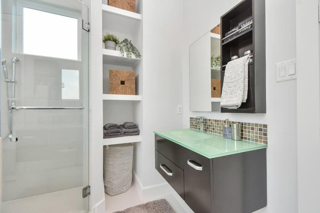 Casa Labella - Downtown Skyline Views - Sleeps 10 Houston Exterior foto