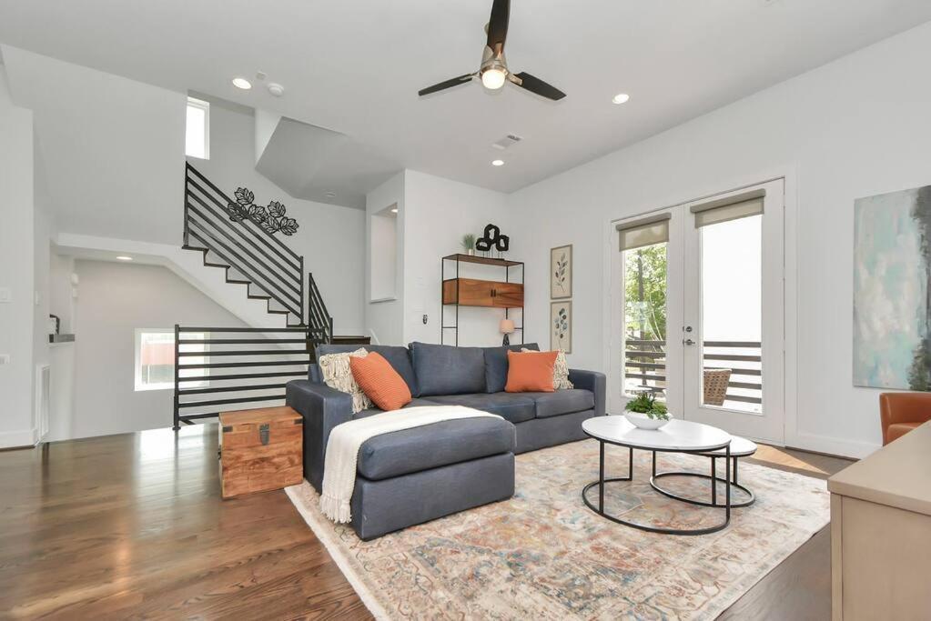 Casa Labella - Downtown Skyline Views - Sleeps 10 Houston Exterior foto